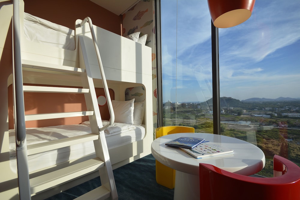Holiday Inn Resort Vana Nava Hua Hin by IHG — Hotel rooms in Hua Hin, Prachuap Khiri Khan