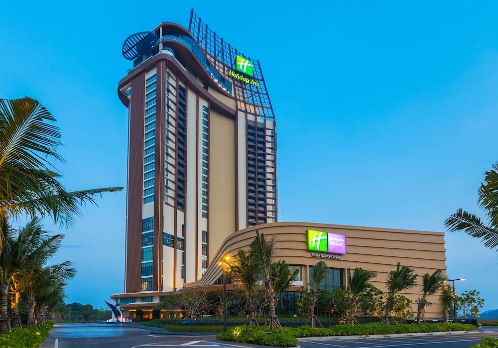 Holiday Inn Resort Vana Nava Hua Hin by IHG — Hotel building in Hua Hin, Prachuap Khiri Khan