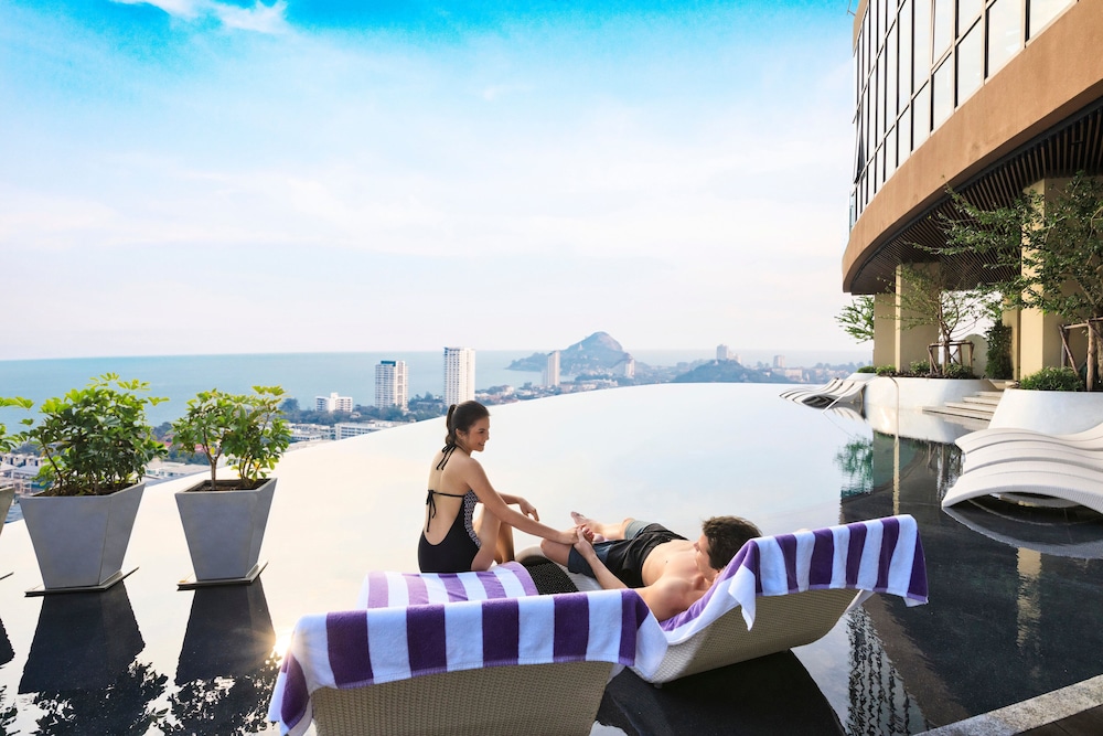 Holiday Inn Resort Vana Nava Hua Hin by IHG — Swimming pool in Hua Hin, Prachuap Khiri Khan