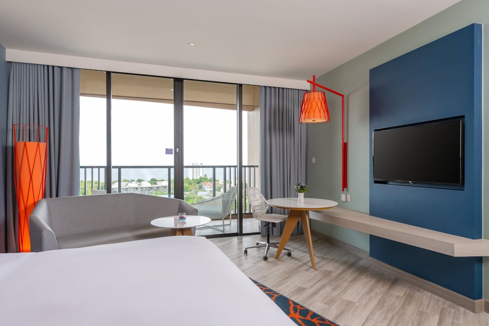 Holiday Inn Resort Vana Nava Hua Hin by IHG — Hotel rooms in Hua Hin, Prachuap Khiri Khan