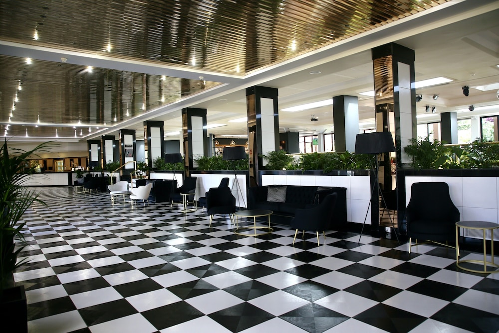 Hotel Puerto Palace — Hotel building in Puerto de la Cruz, Canary Islands