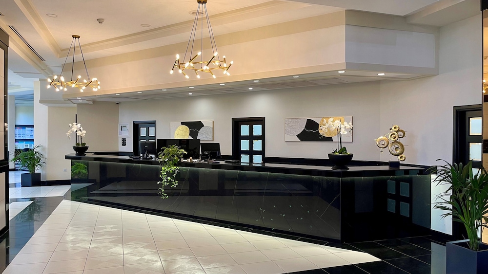 Hotel Puerto Palace — Hotel building in Puerto de la Cruz, Canary Islands