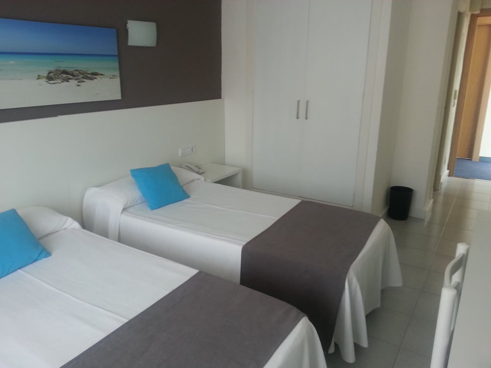 Hotel Don Miguel Playa — Hotel rooms in Playa de Palma, Balearic Islands