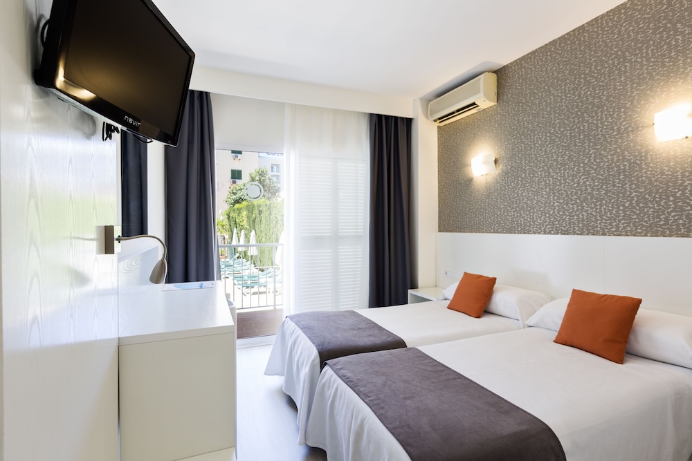 Hotel Don Miguel Playa — Hotel rooms in Playa de Palma, Balearic Islands