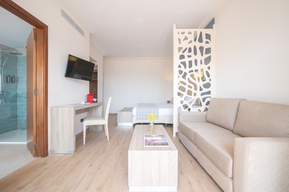 Hotel Menorca Binibeca  - Adults Recommended- by Pierre & Vacances Premium — Hotel rooms in Binibeca, Balearic Islands