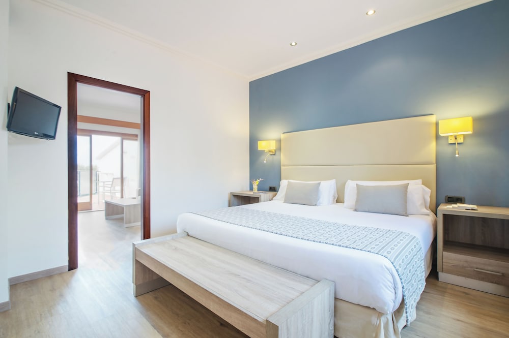 Hotel Menorca Binibeca  - Adults Recommended- by Pierre & Vacances Premium — Hotel rooms in Binibeca, Balearic Islands