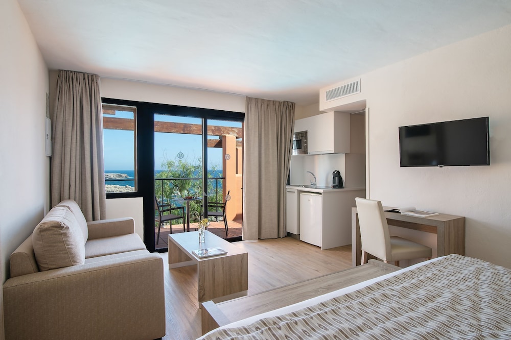 Hotel Menorca Binibeca  - Adults Recommended- by Pierre & Vacances Premium — Hotel rooms in Binibeca, Balearic Islands