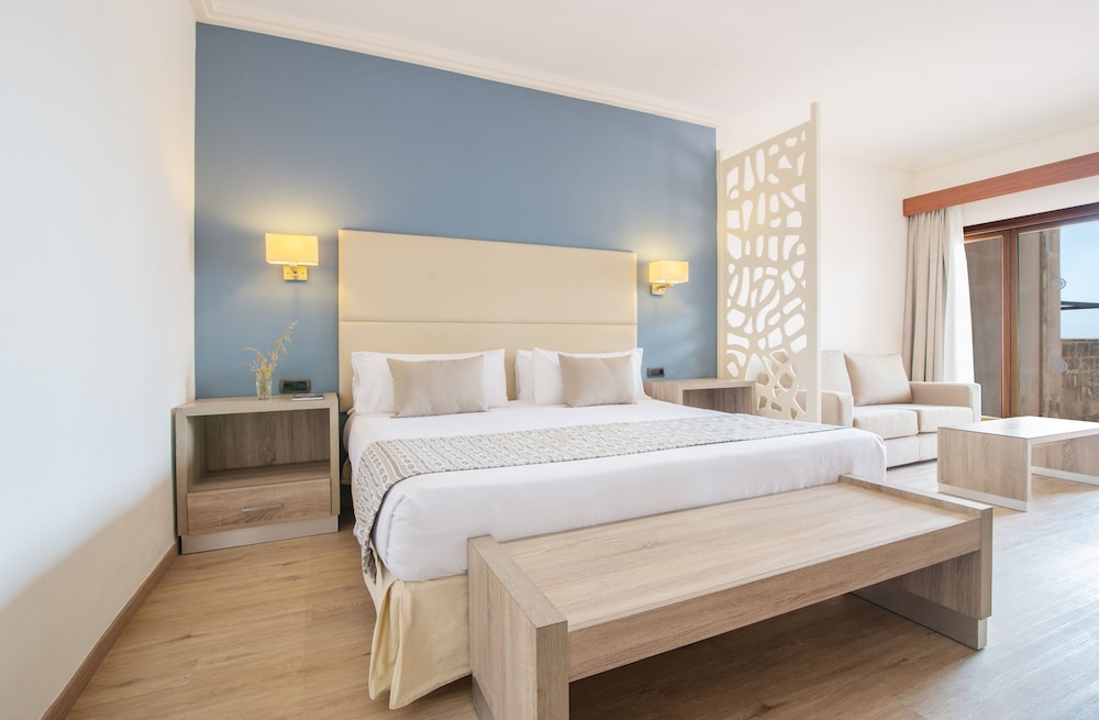 Hotel Menorca Binibeca  - Adults Recommended- by Pierre & Vacances Premium — Hotel rooms in Binibeca, Balearic Islands