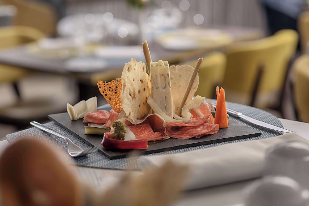 Avani Rio Novo Venice Hotel — Restaurant & bars in Venice, Veneto
