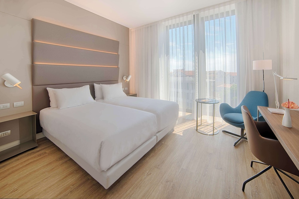 Avani Rio Novo Venice Hotel — Hotel rooms in Venice, Veneto