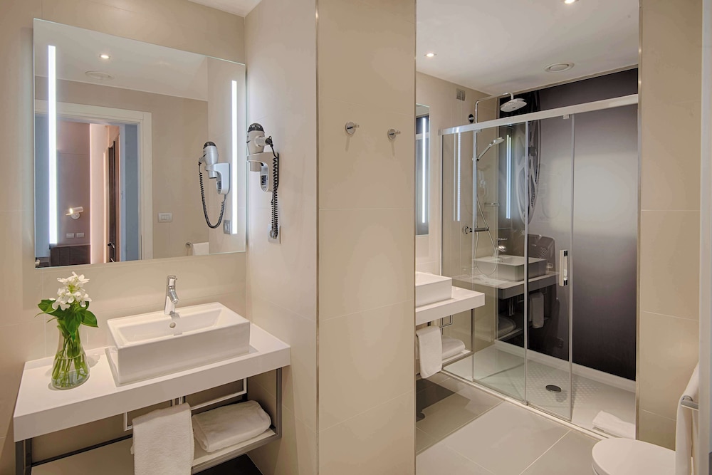 Avani Rio Novo Venice Hotel — Hotel rooms in Venice, Veneto