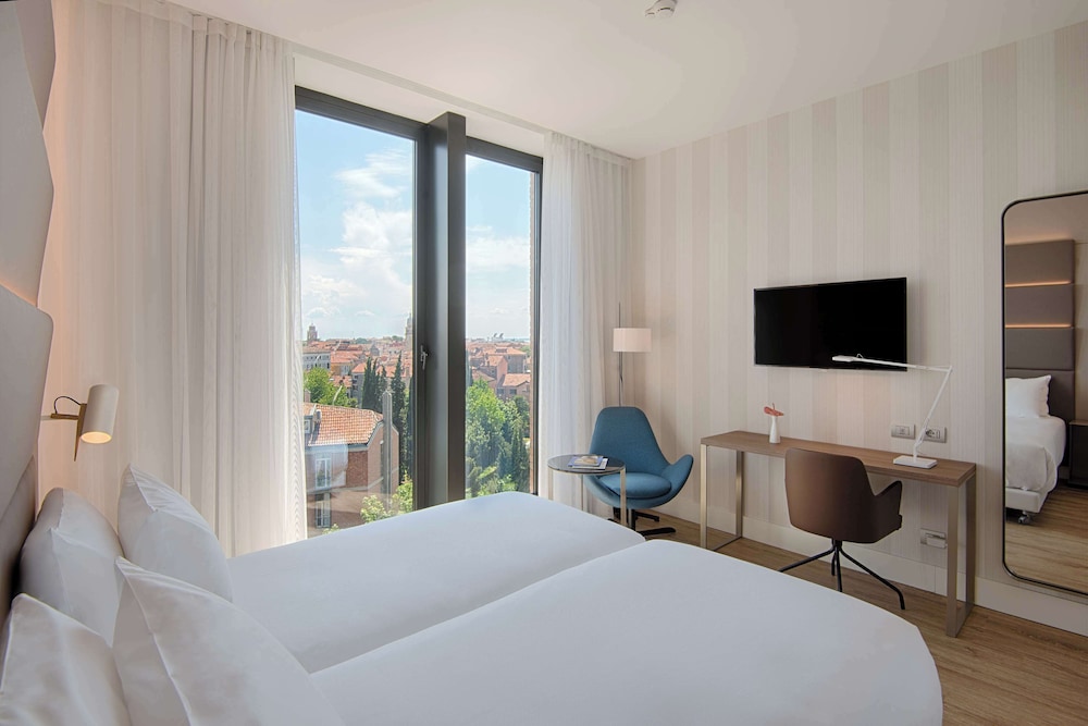 Avani Rio Novo Venice Hotel — Hotel rooms in Venice, Veneto