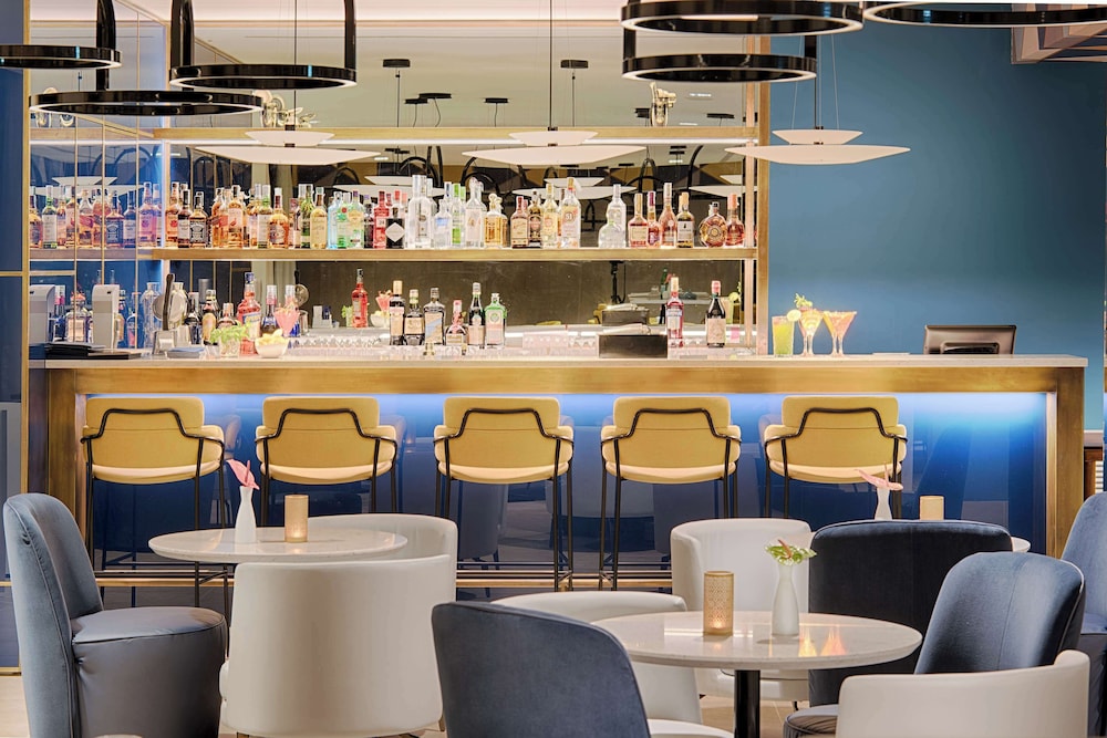 Avani Rio Novo Venice Hotel — Restaurant & bars in Venice, Veneto