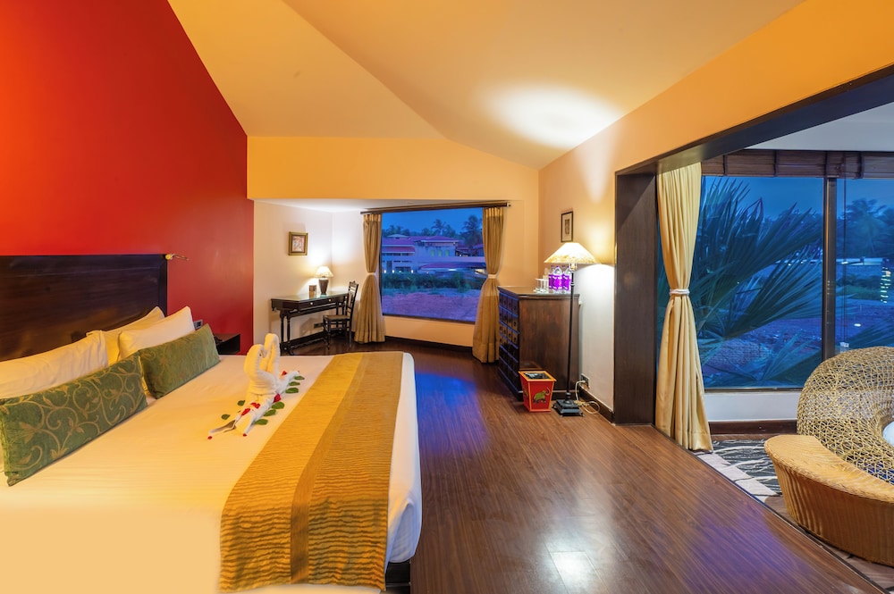 O Hotel Goa, Candolim Beach — Hotel rooms in Candolim, Goa