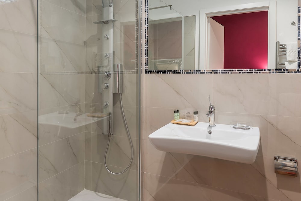 Residenza Conte di Cavour & Rooftop — Hotel rooms in Florence, Tuscany