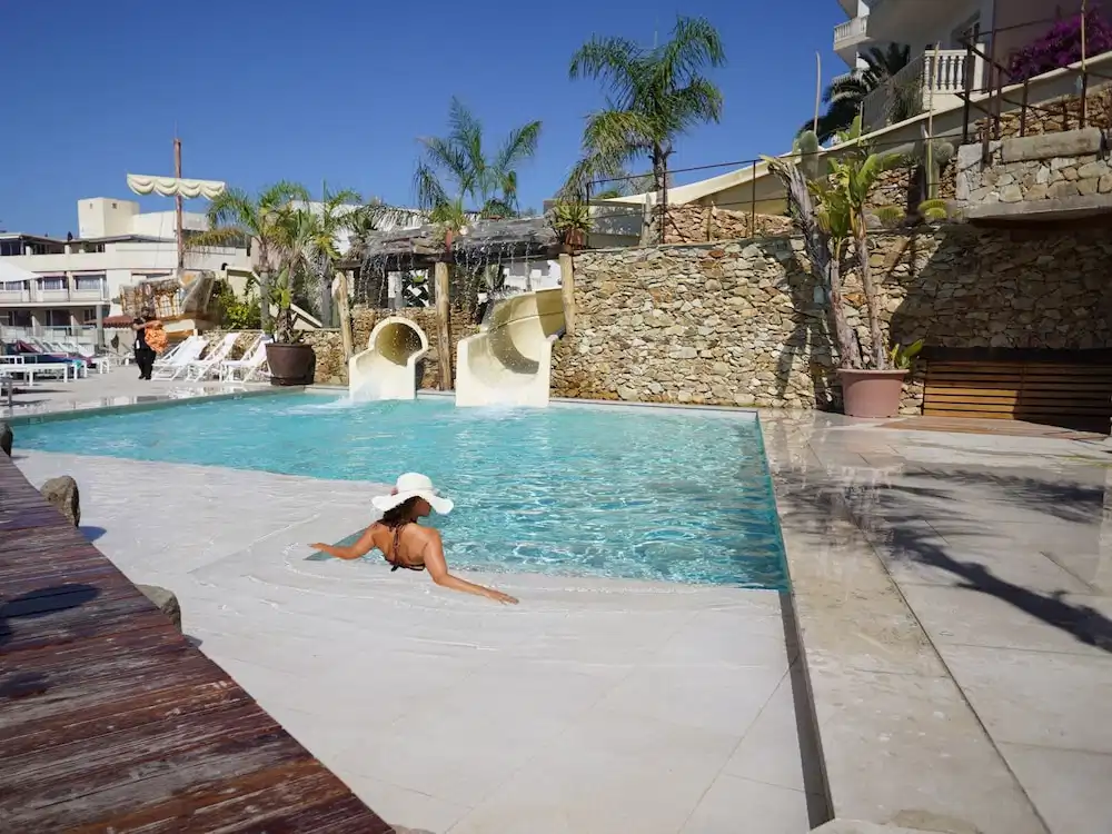 Alba Seleqtta — Swimming pool in Lloret de Mar, Catalonia