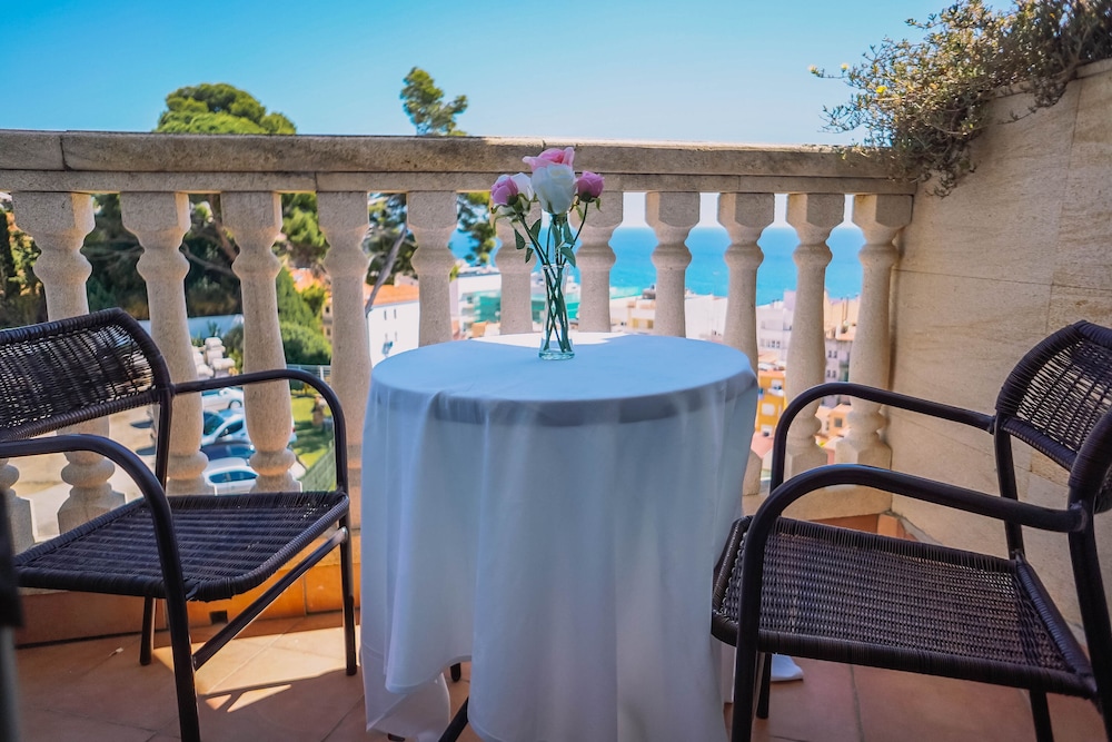 Alba Seleqtta — Rooms in Lloret de Mar, Catalonia