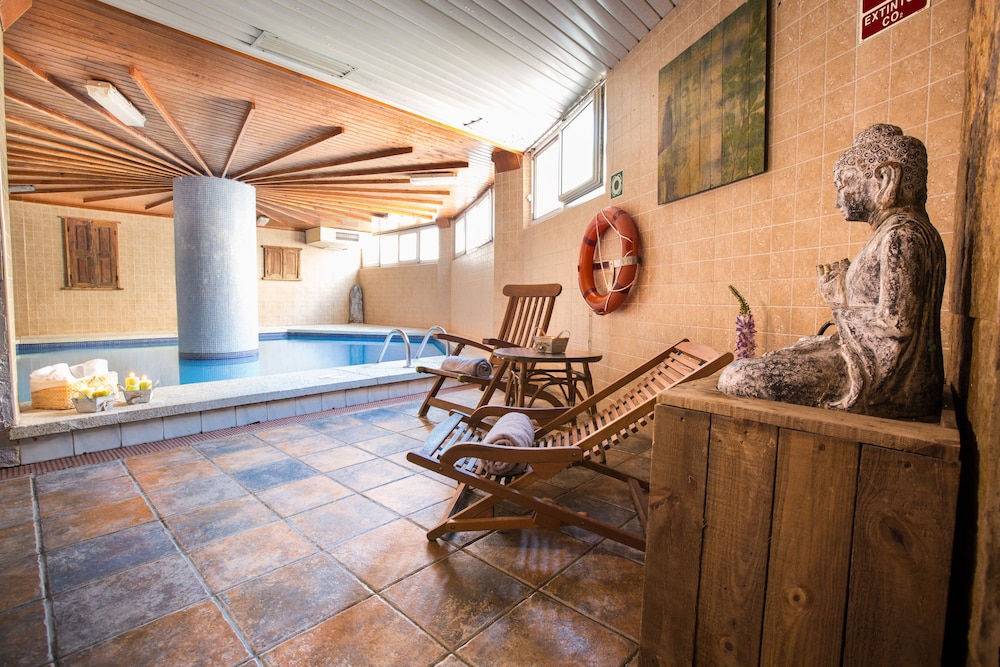 Alba Seleqtta — Pool in Lloret de Mar, Catalonia