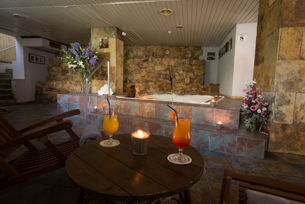 Alba Seleqtta — Facilities in Lloret de Mar, Catalonia