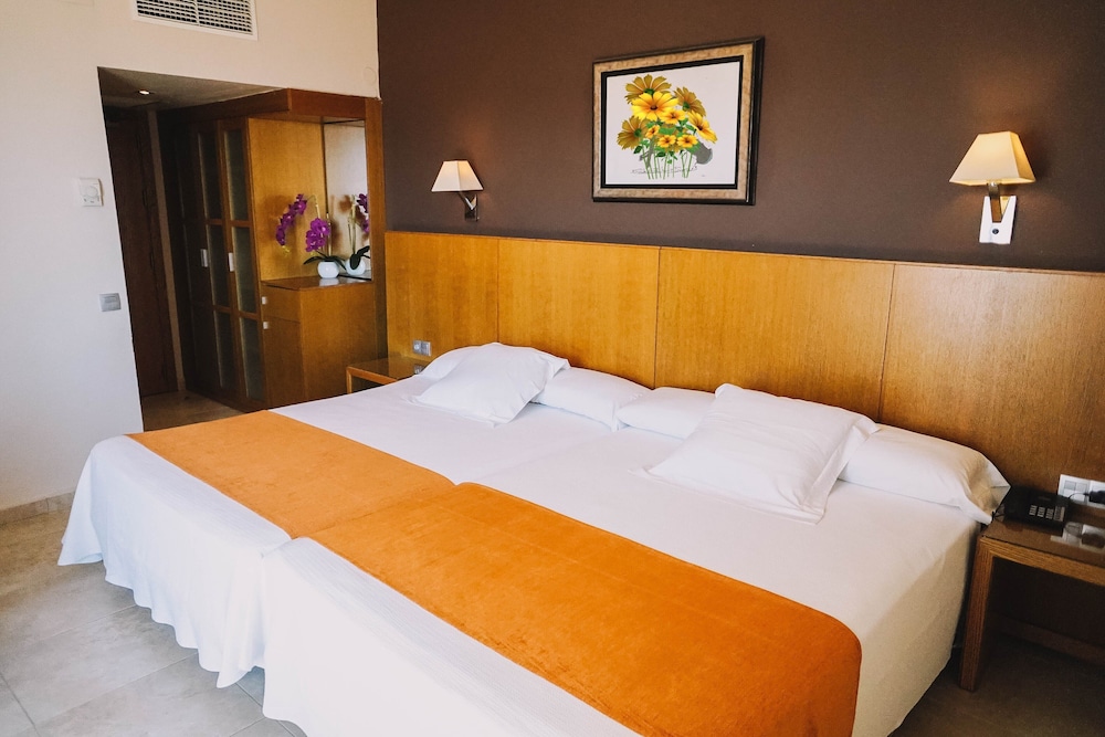 Alba Seleqtta — Rooms in Lloret de Mar, Catalonia