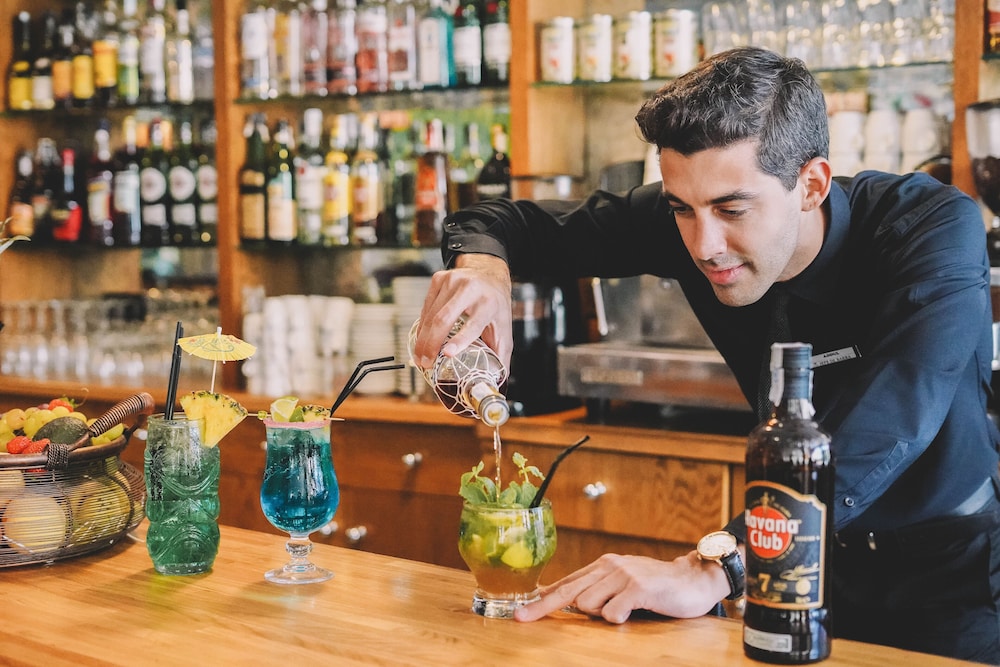 Alba Seleqtta — Restaurant & bars in Lloret de Mar, Catalonia