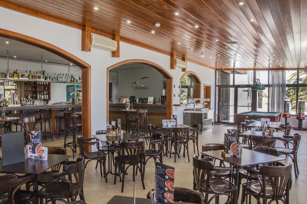 Tabaiba Apartamentos — Restaurant & bars in Costa Teguise, Canary Islands