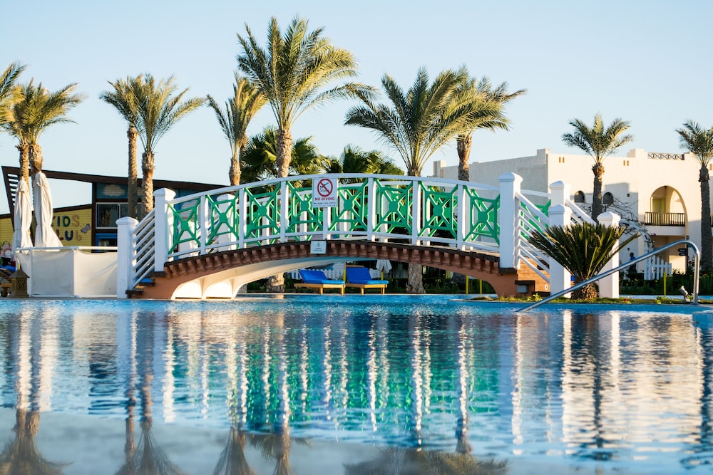 Hilton Marsa Alam Nubian Resort — Swimming pool in Marsa Alam, Red Sea