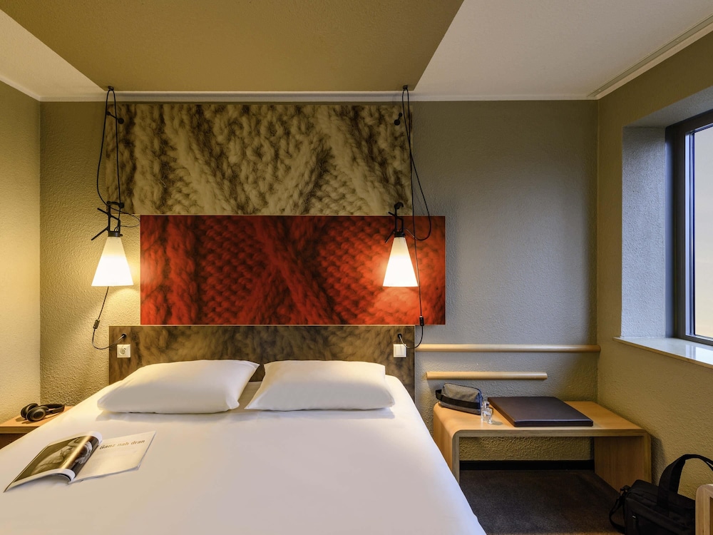 ibis Berlin Mitte — Hotel rooms in Berlin, Berlin