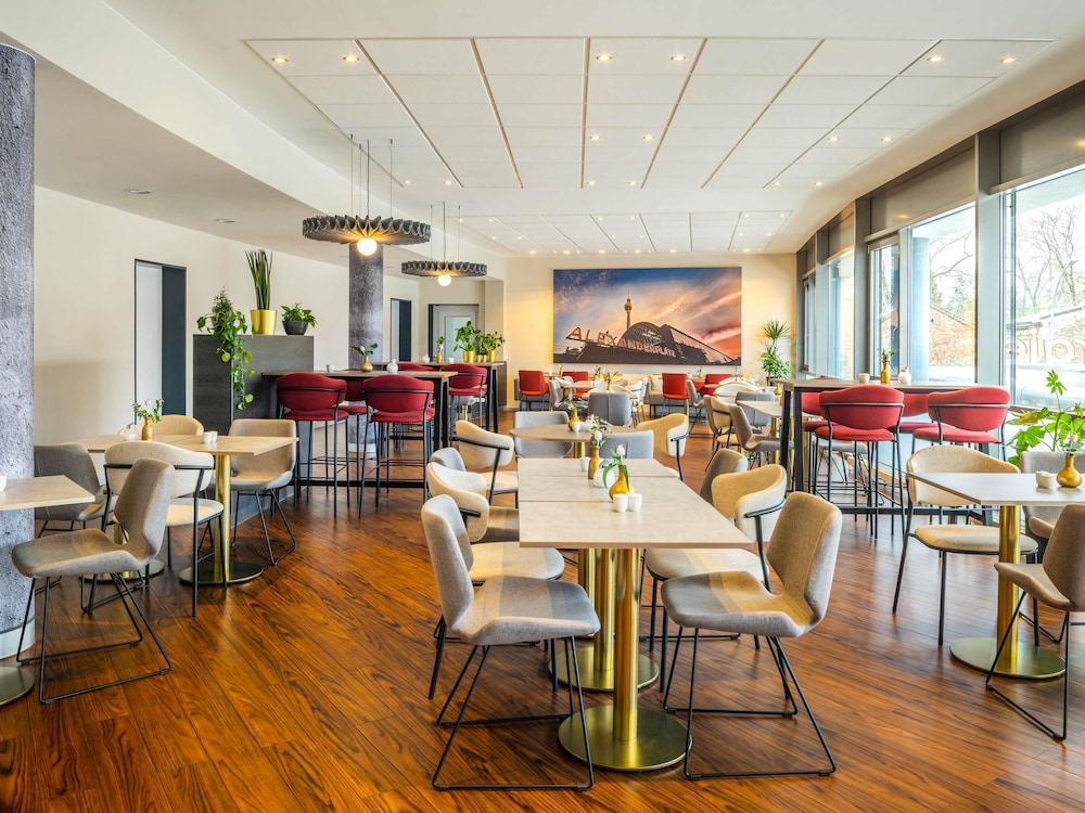ibis Berlin Mitte — Restaurant & bars in Berlin, Berlin