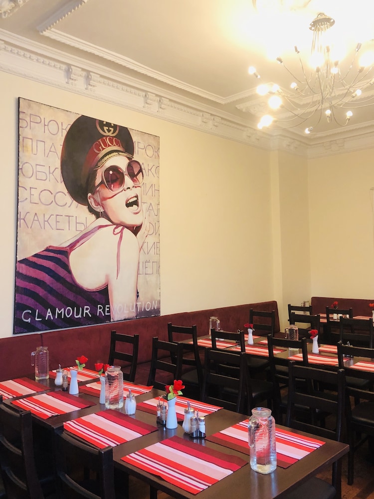 Upper Room Hotel Kurfurstendamm — Restaurant & bars in Berlin, Berlin