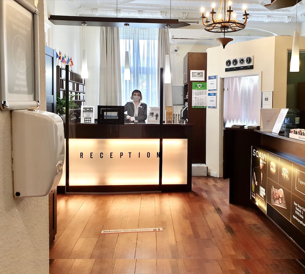 Upper Room Hotel Kurfurstendamm — Hotel building in Berlin, Berlin