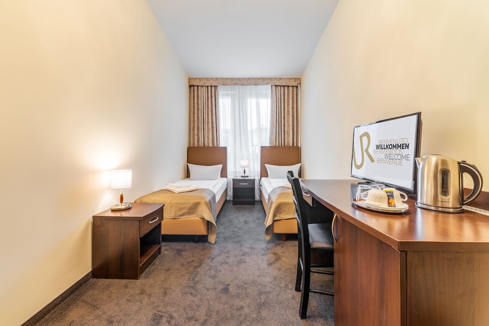 Upper Room Hotel Kurfurstendamm — Hotel rooms in Berlin, Berlin