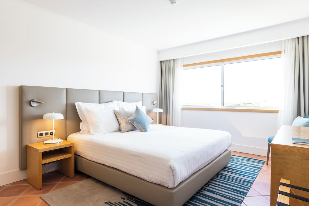 The Patio Suite Hotel — Hotel rooms in Albufeira, Faro