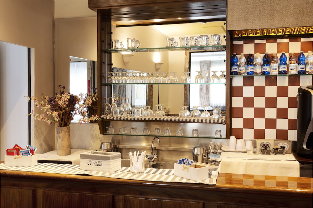 Hotel Corolle — Restaurant & bars in Florence, Tuscany