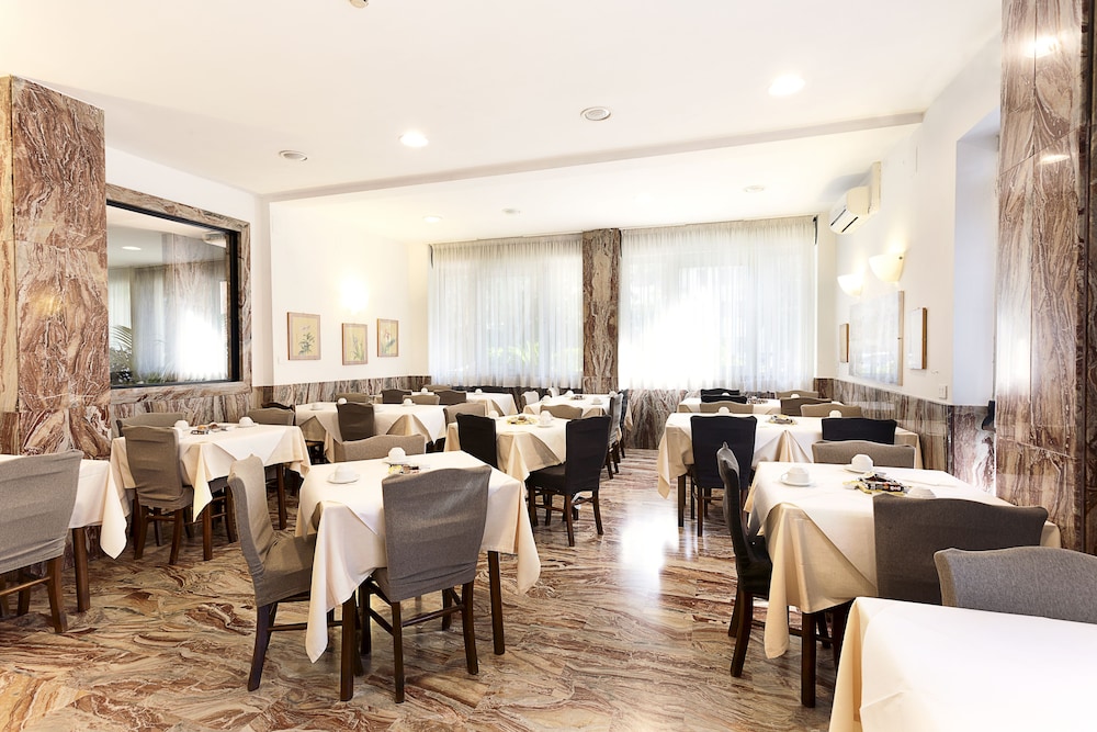 Hotel Corolle — Restaurant & bars in Florence, Tuscany
