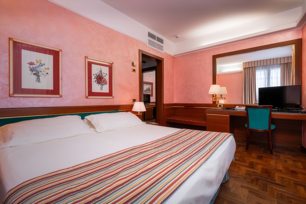 Hotel Crivi's - zdjęcie 3