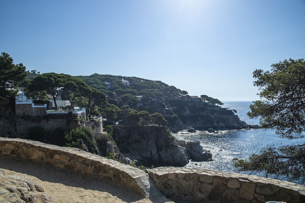 Hotel Lloret Santa Rosa by Pierre & Vacances — Attractions in the area in Lloret de Mar, Catalonia