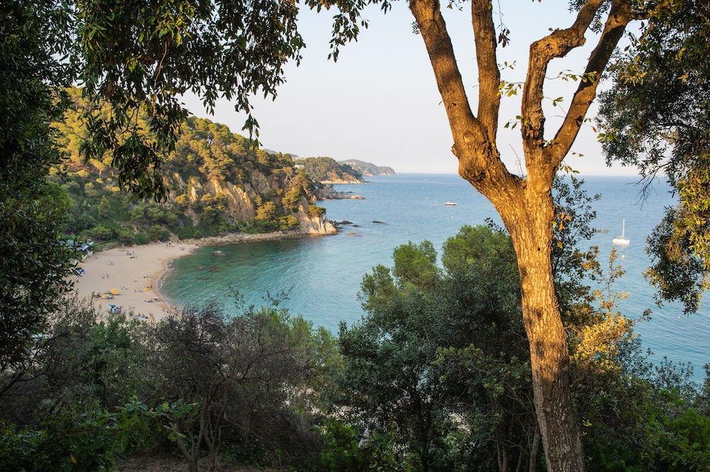 Hotel Lloret Santa Rosa by Pierre & Vacances — Attractions in the area in Lloret de Mar, Catalonia