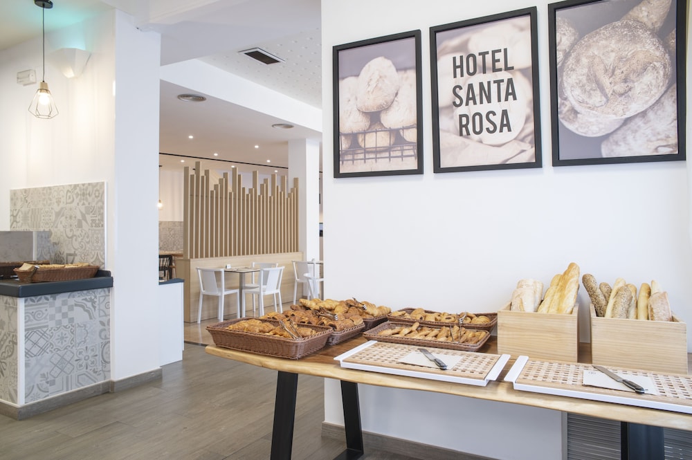 Hotel Lloret Santa Rosa by Pierre & Vacances — Restaurant & bars in Lloret de Mar, Catalonia