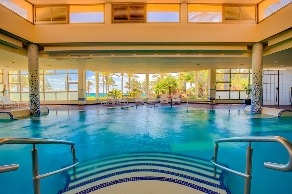 SBH Costa Calma Palace Thalasso & Spa — Swimming pool in Costa Calma, Canary Islands
