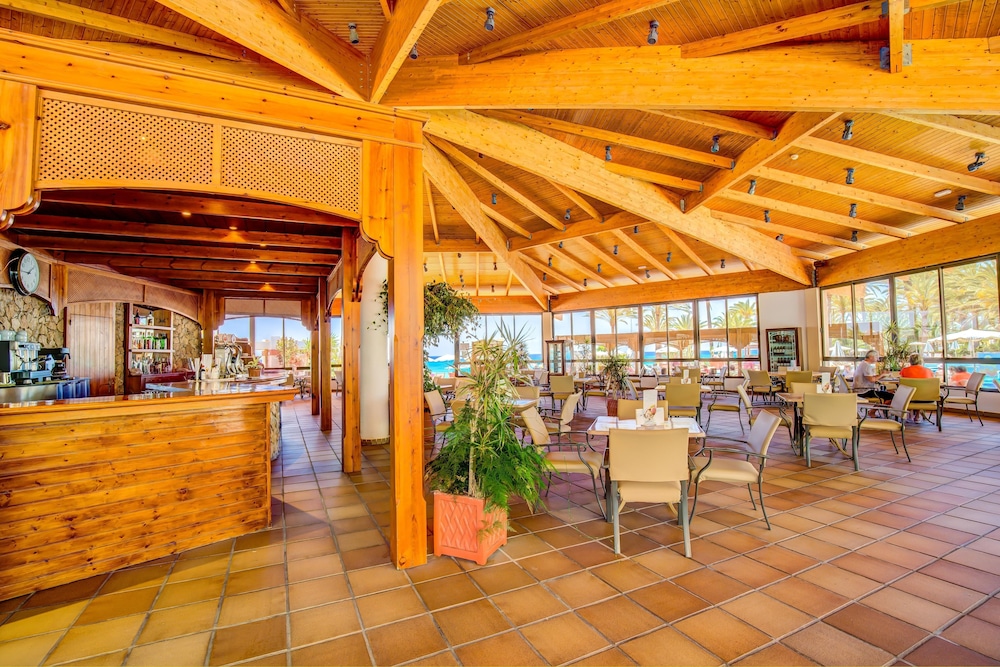 SBH Costa Calma Palace Thalasso & Spa — Restaurant & bars in Costa Calma, Canary Islands