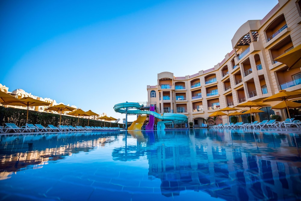 Tropitel Sahl Hasheesh Resort — Attractions for children in Sahl Hasheesh, Red Sea
