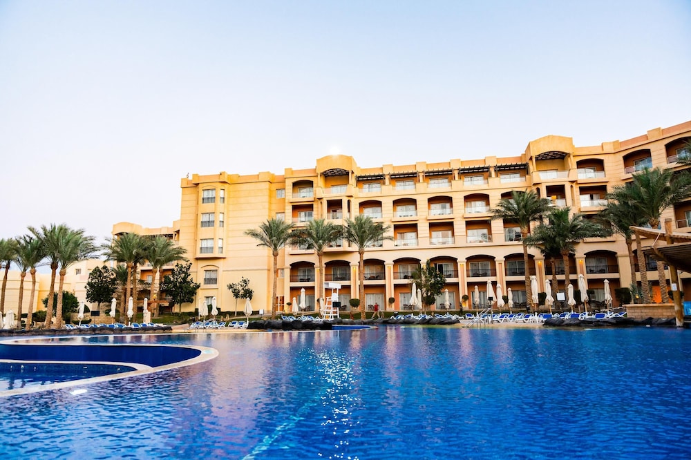 Tropitel Sahl Hasheesh Resort — Swimming pool in Sahl Hasheesh, Red Sea