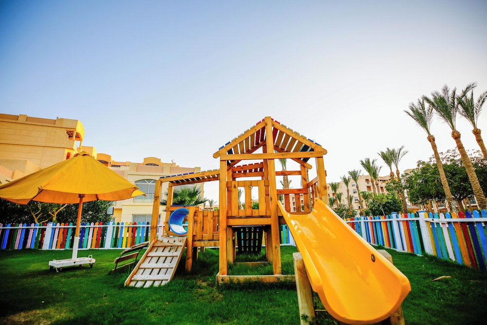 Tropitel Sahl Hasheesh Resort — Attractions for children in Sahl Hasheesh, Red Sea
