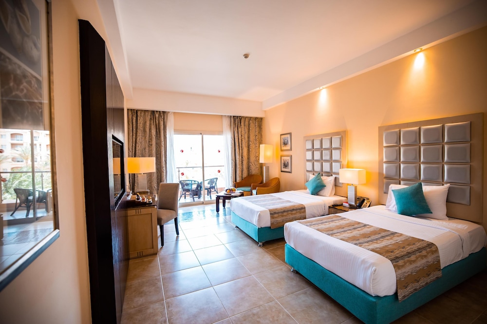 Tropitel Sahl Hasheesh Resort — Hotel rooms in Sahl Hasheesh, Red Sea