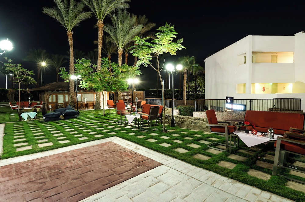 Xperience St. George Homestay — Restaurant & bars in Sharm El Sheikh, Red Sea