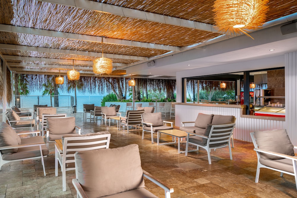 Yalihan Aspendos - All inclusive — Restaurant & bars in Avsallar