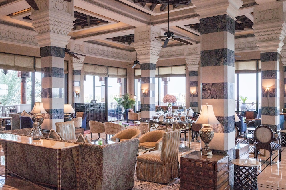 Jumeirah Al Qasr Dubai — Shared spaces in Dubai