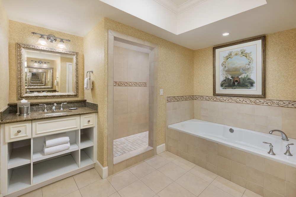 Reunion Resort & Golf Club — Hotel rooms in Kissimmee, Florida