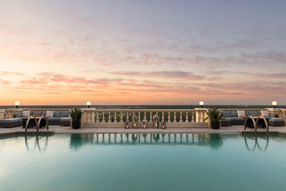 Reunion Resort & Golf Club — Swimming pool in Kissimmee, Florida